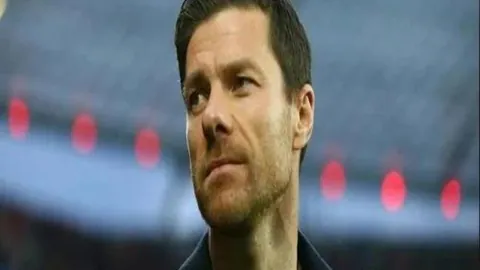 霍伊倫在曼聯面臨壓力挑戰